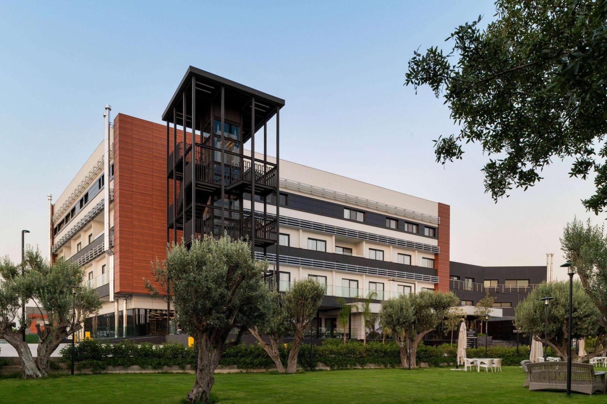Ft Lotus Thermal Hotel&Spa Trademark Collection By Wyndham Menemen Bagian luar foto