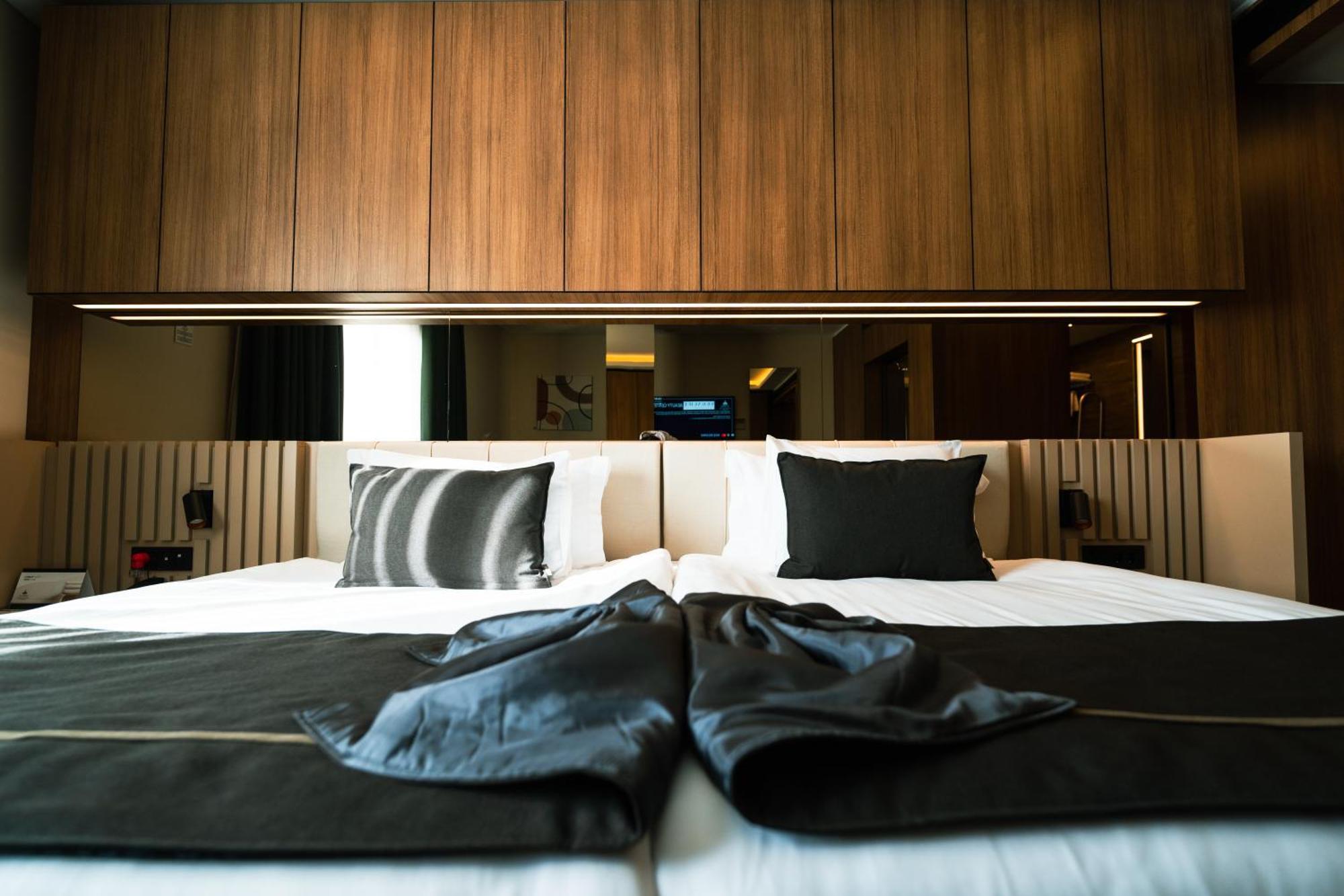 Ft Lotus Thermal Hotel&Spa Trademark Collection By Wyndham Menemen Bagian luar foto